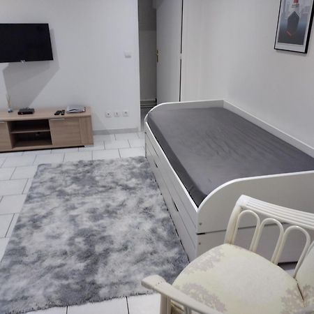 Studio Charmant Canape Lit Netflix Prime Video Wifi Dazn Le Havre Exteriör bild